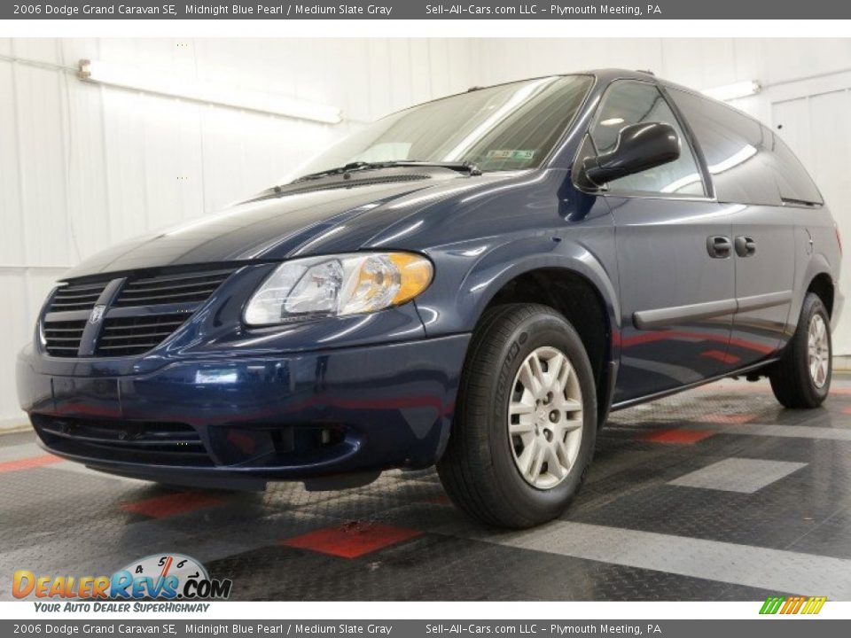 2006 Dodge Grand Caravan SE Midnight Blue Pearl / Medium Slate Gray Photo #11