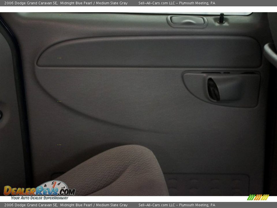 2006 Dodge Grand Caravan SE Midnight Blue Pearl / Medium Slate Gray Photo #22