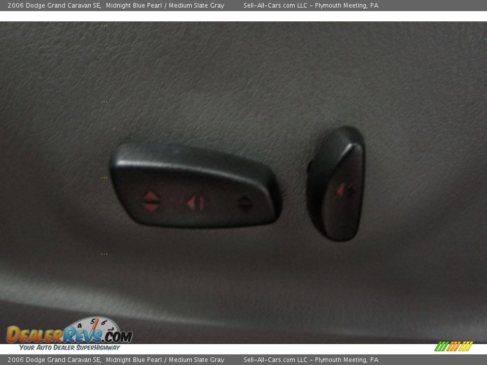 2006 Dodge Grand Caravan SE Midnight Blue Pearl / Medium Slate Gray Photo #26