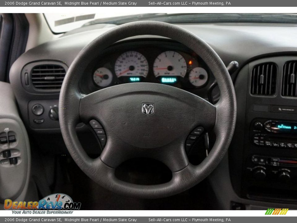 2006 Dodge Grand Caravan SE Midnight Blue Pearl / Medium Slate Gray Photo #30