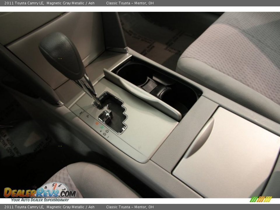2011 Toyota Camry LE Magnetic Gray Metallic / Ash Photo #12
