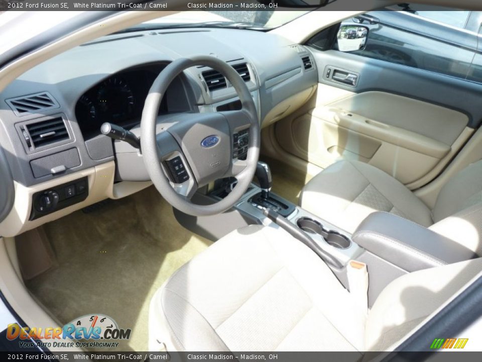 2012 Ford Fusion SE White Platinum Tri-Coat / Camel Photo #4