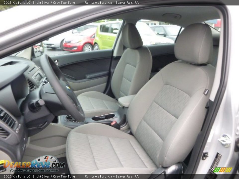 2015 Kia Forte LX Bright Silver / Gray Two Tone Photo #10