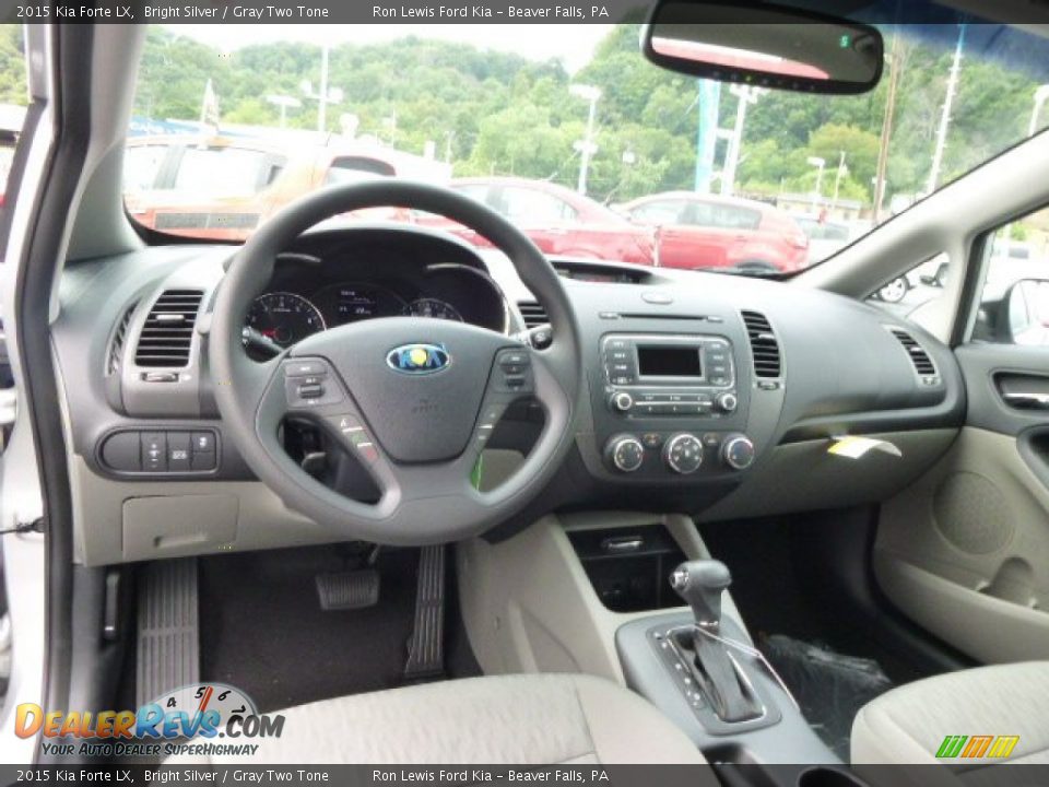 2015 Kia Forte LX Bright Silver / Gray Two Tone Photo #14