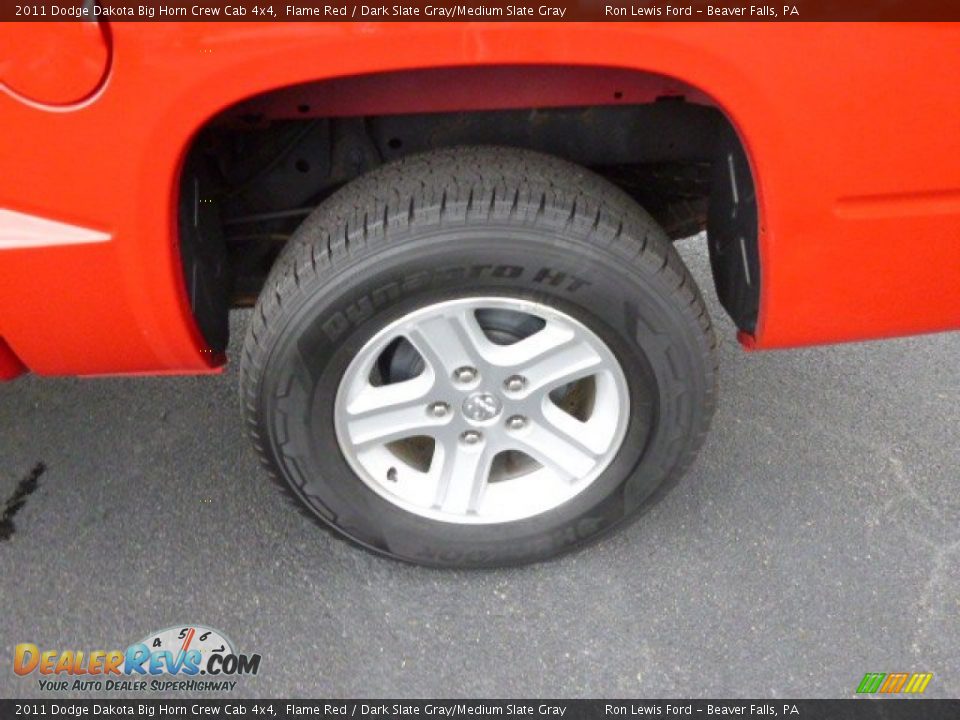 2011 Dodge Dakota Big Horn Crew Cab 4x4 Flame Red / Dark Slate Gray/Medium Slate Gray Photo #9