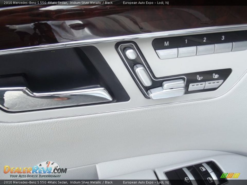 2010 Mercedes-Benz S 550 4Matic Sedan Iridium Silver Metallic / Black Photo #21