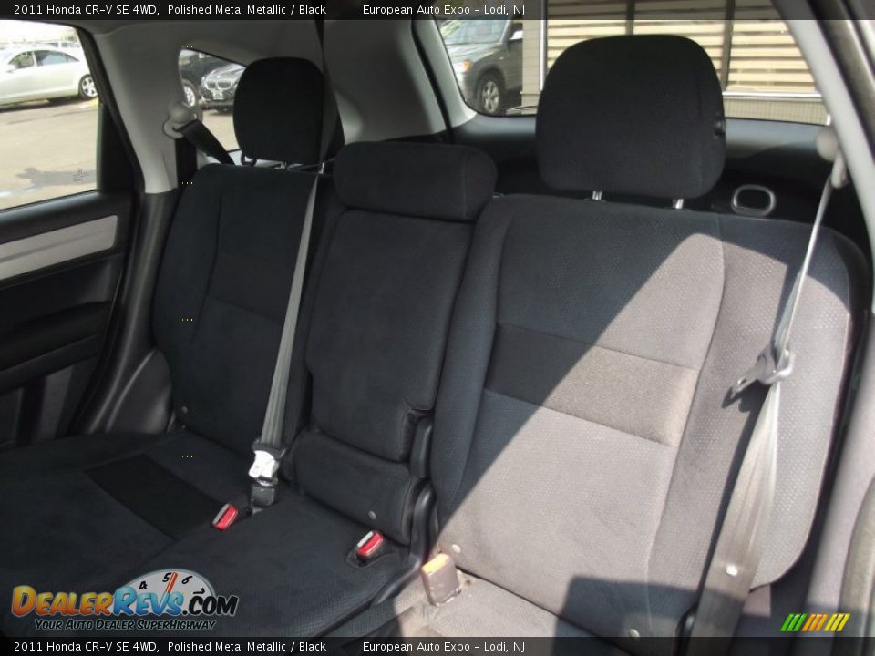 2011 Honda CR-V SE 4WD Polished Metal Metallic / Black Photo #11