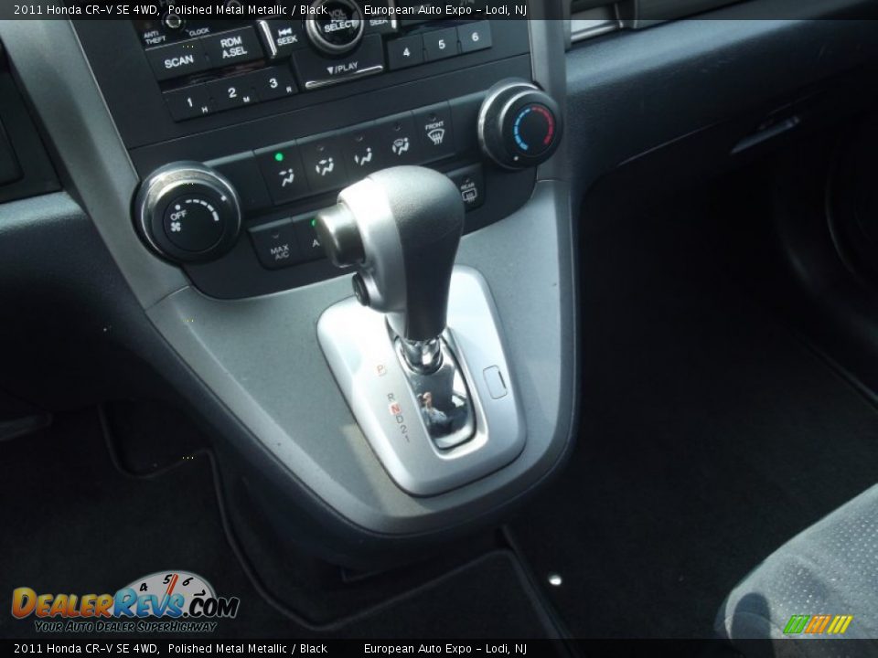 2011 Honda CR-V SE 4WD Polished Metal Metallic / Black Photo #26