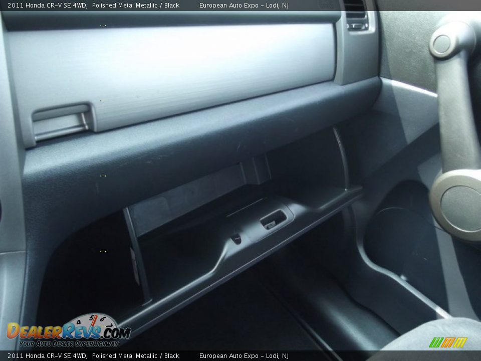 2011 Honda CR-V SE 4WD Polished Metal Metallic / Black Photo #27