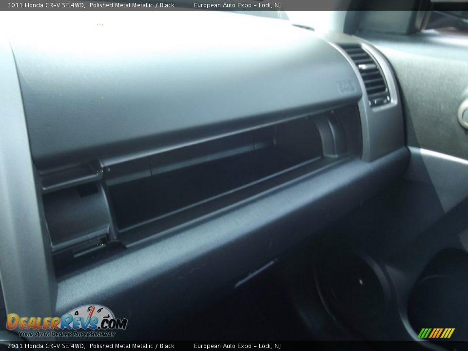 2011 Honda CR-V SE 4WD Polished Metal Metallic / Black Photo #28