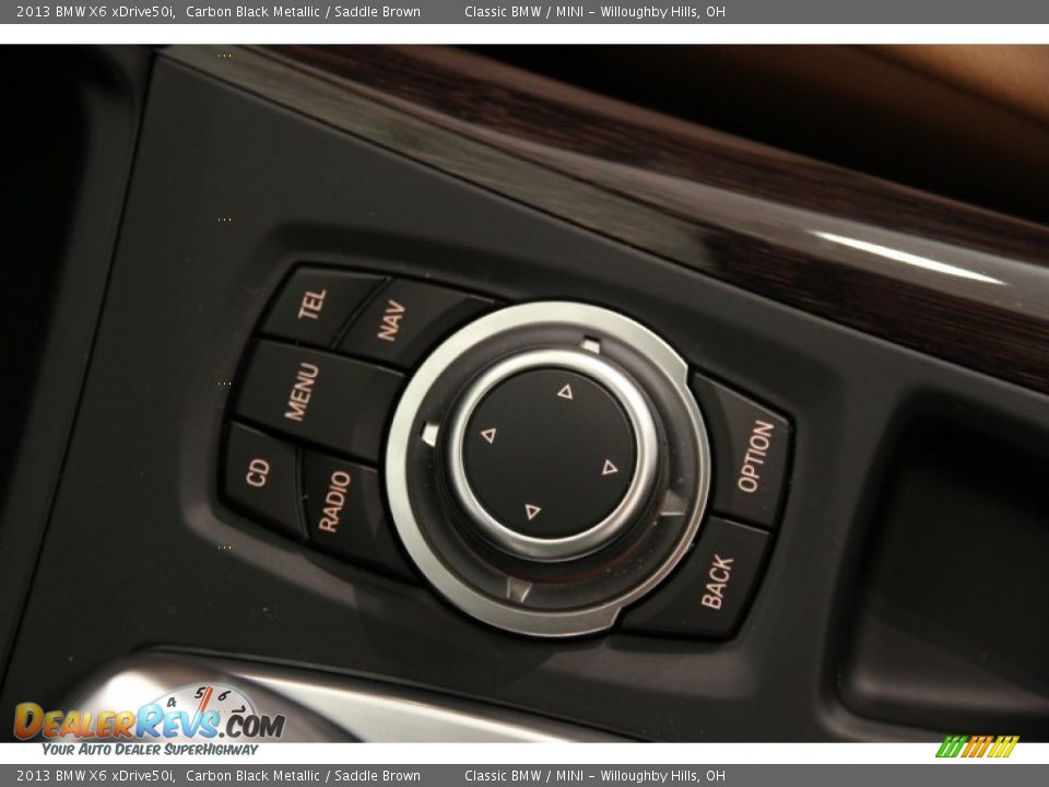 Controls of 2013 BMW X6 xDrive50i Photo #14