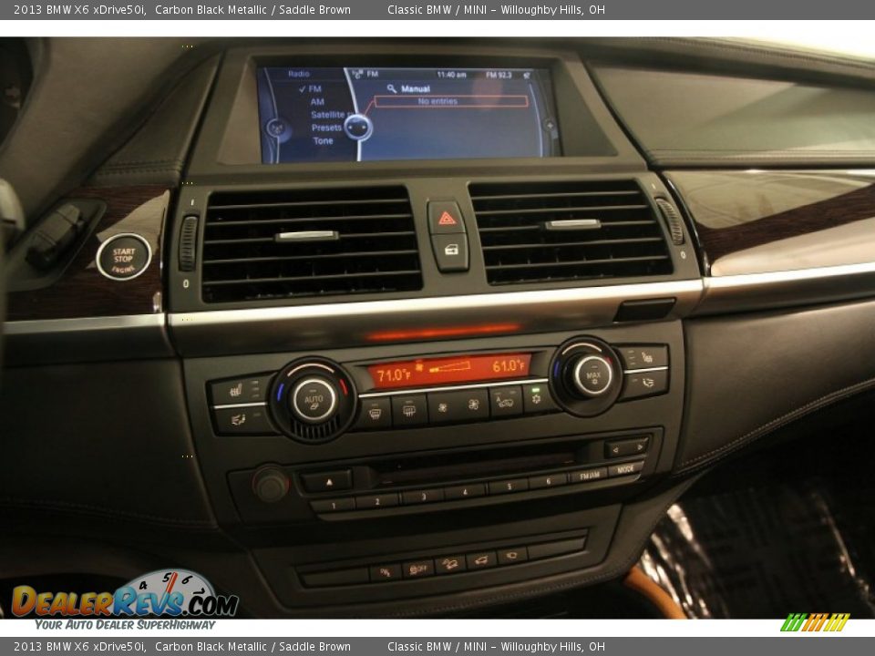 Controls of 2013 BMW X6 xDrive50i Photo #16