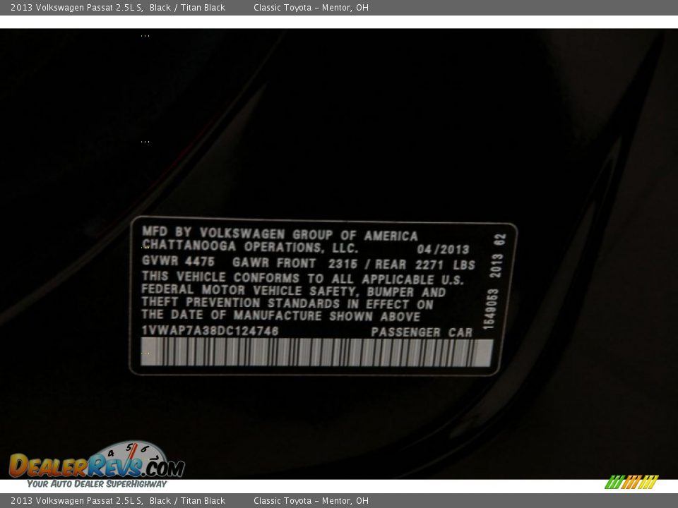 2013 Volkswagen Passat 2.5L S Black / Titan Black Photo #21
