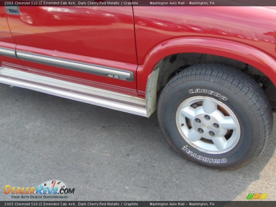2003 Chevrolet S10 LS Extended Cab 4x4 Dark Cherry Red Metallic / Graphite Photo #3
