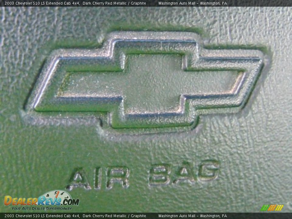 2003 Chevrolet S10 LS Extended Cab 4x4 Dark Cherry Red Metallic / Graphite Photo #17