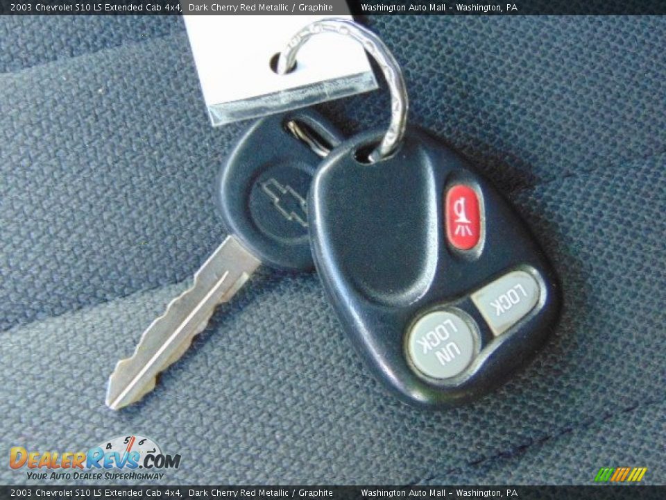 2003 Chevrolet S10 LS Extended Cab 4x4 Dark Cherry Red Metallic / Graphite Photo #18