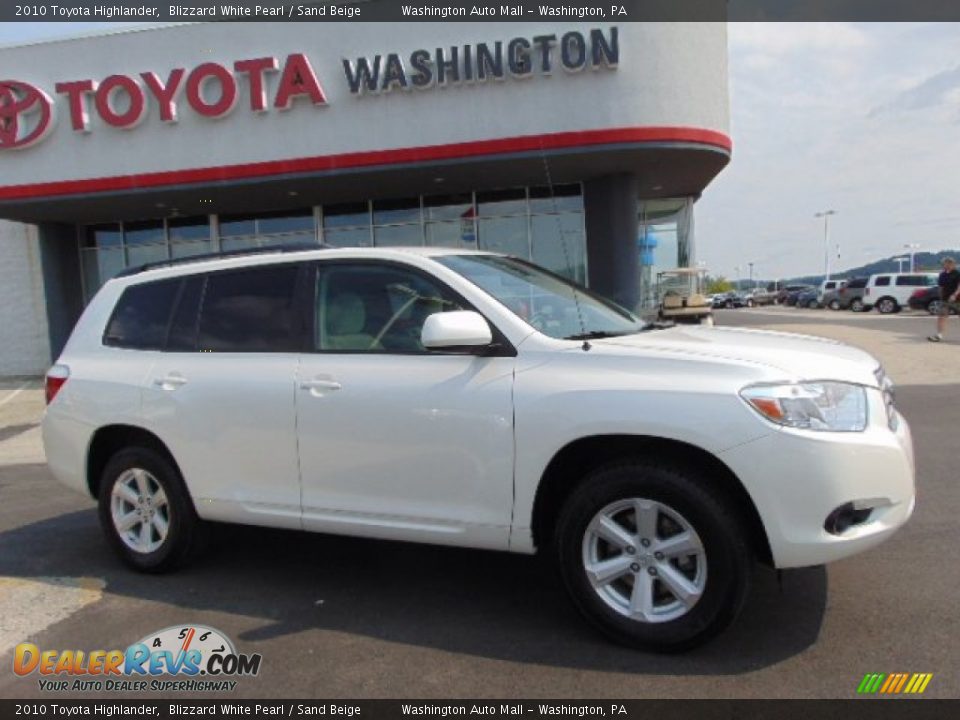 2010 Toyota Highlander Blizzard White Pearl / Sand Beige Photo #2
