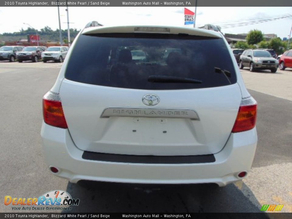 2010 Toyota Highlander Blizzard White Pearl / Sand Beige Photo #8