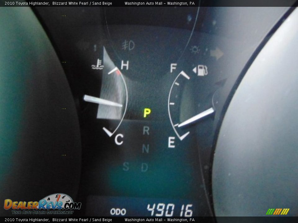 2010 Toyota Highlander Blizzard White Pearl / Sand Beige Photo #20