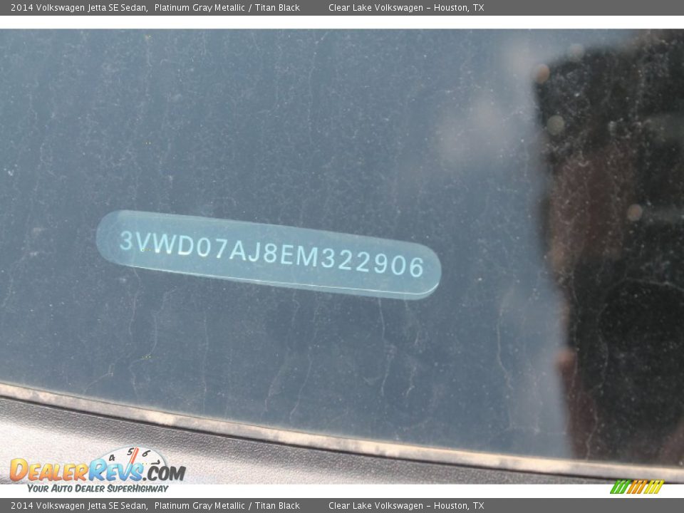 2014 Volkswagen Jetta SE Sedan Platinum Gray Metallic / Titan Black Photo #24