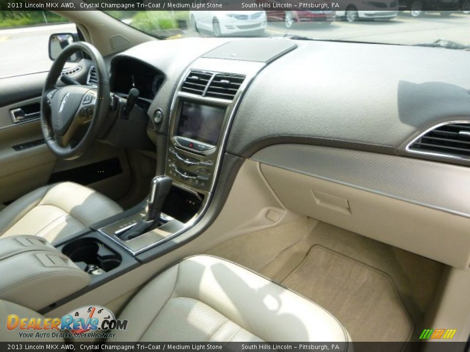 2013 Lincoln MKX AWD Crystal Champagne Tri-Coat / Medium Light Stone Photo #11
