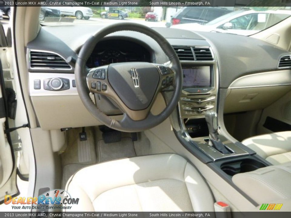 2013 Lincoln MKX AWD Crystal Champagne Tri-Coat / Medium Light Stone Photo #18