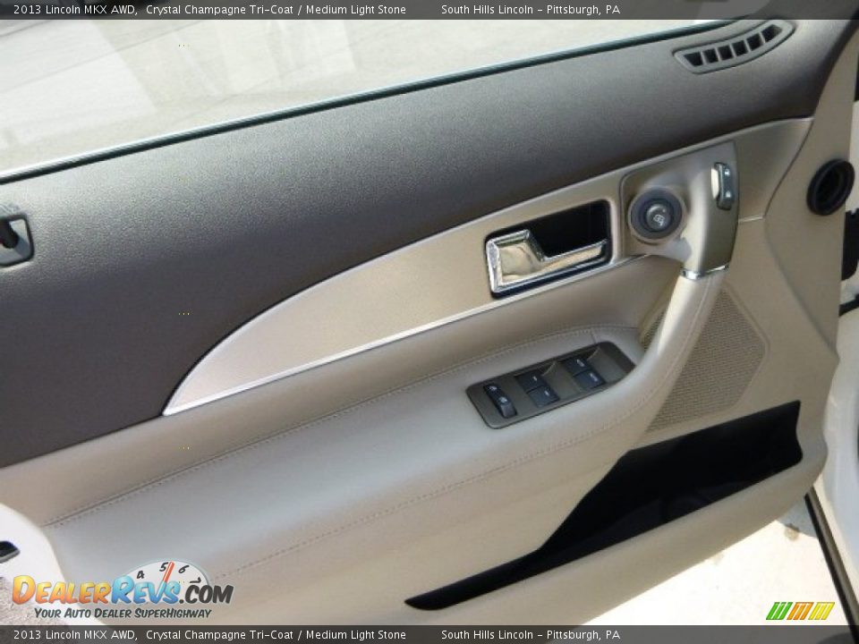 2013 Lincoln MKX AWD Crystal Champagne Tri-Coat / Medium Light Stone Photo #19