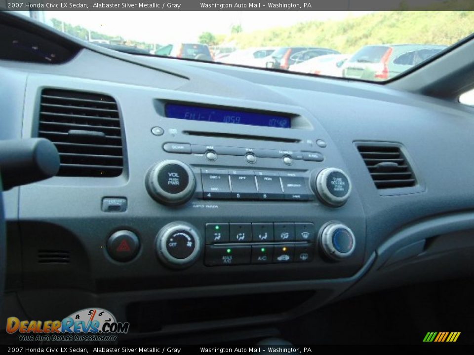 2007 Honda Civic LX Sedan Alabaster Silver Metallic / Gray Photo #14