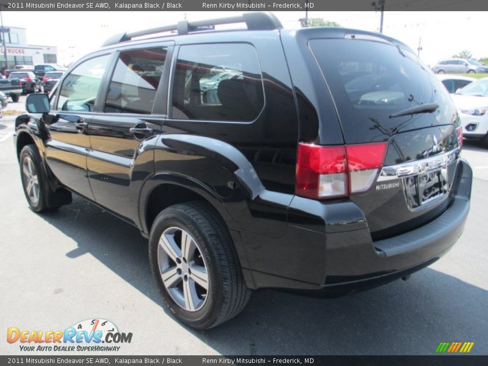 2011 Mitsubishi Endeavor SE AWD Kalapana Black / Black Photo #5