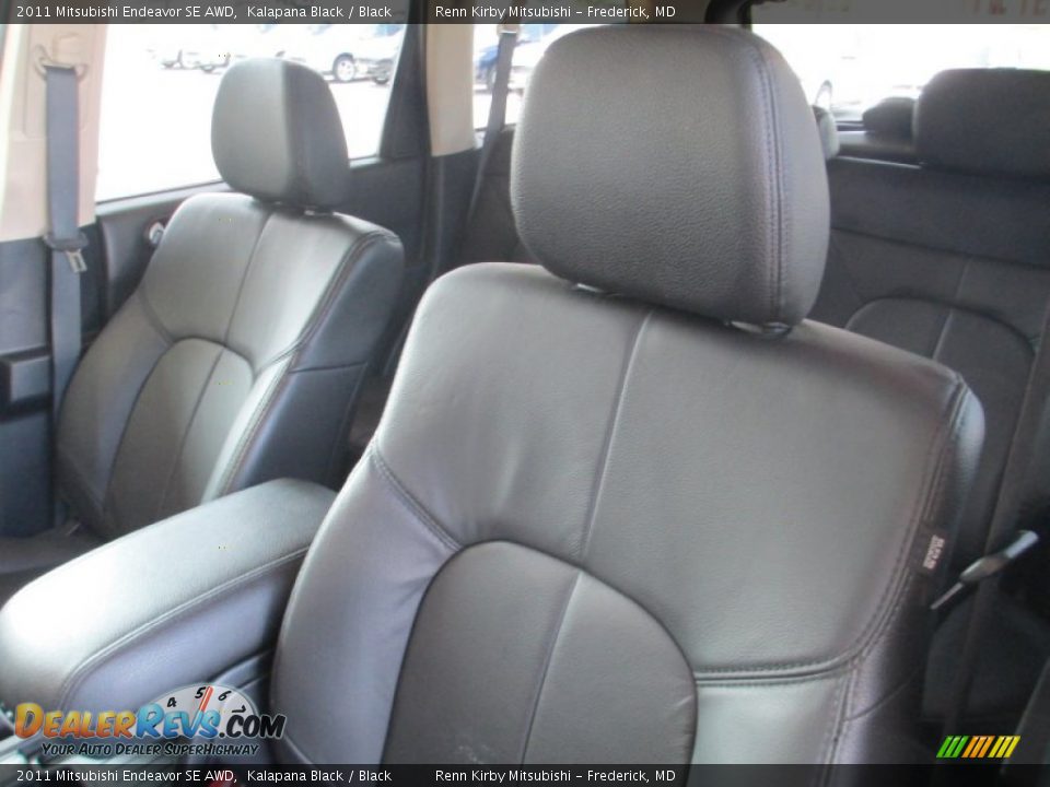 2011 Mitsubishi Endeavor SE AWD Kalapana Black / Black Photo #12