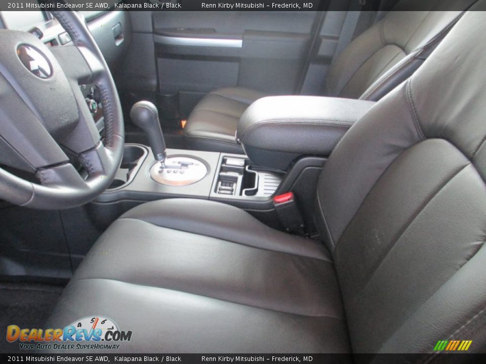 2011 Mitsubishi Endeavor SE AWD Kalapana Black / Black Photo #13
