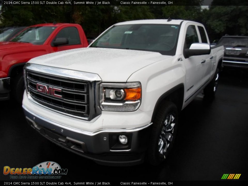 Front 3/4 View of 2014 GMC Sierra 1500 SLT Double Cab 4x4 Photo #1