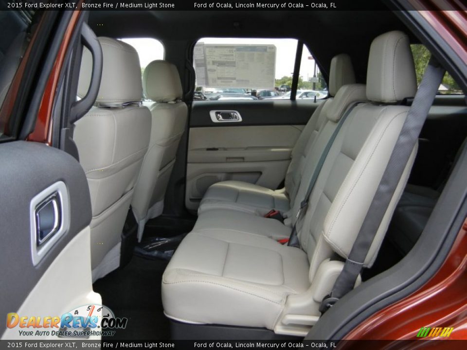 2015 Ford Explorer XLT Bronze Fire / Medium Light Stone Photo #7
