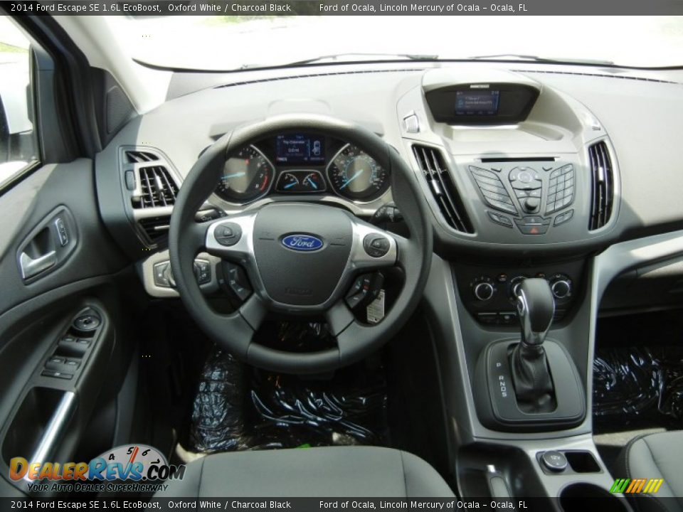 2014 Ford Escape SE 1.6L EcoBoost Oxford White / Charcoal Black Photo #8