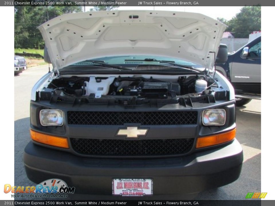 2011 Chevrolet Express 2500 Work Van Summit White / Medium Pewter Photo #11
