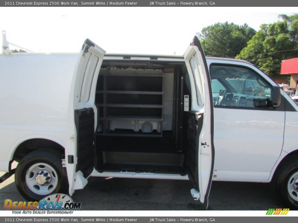 2011 Chevrolet Express 2500 Work Van Summit White / Medium Pewter Photo #20
