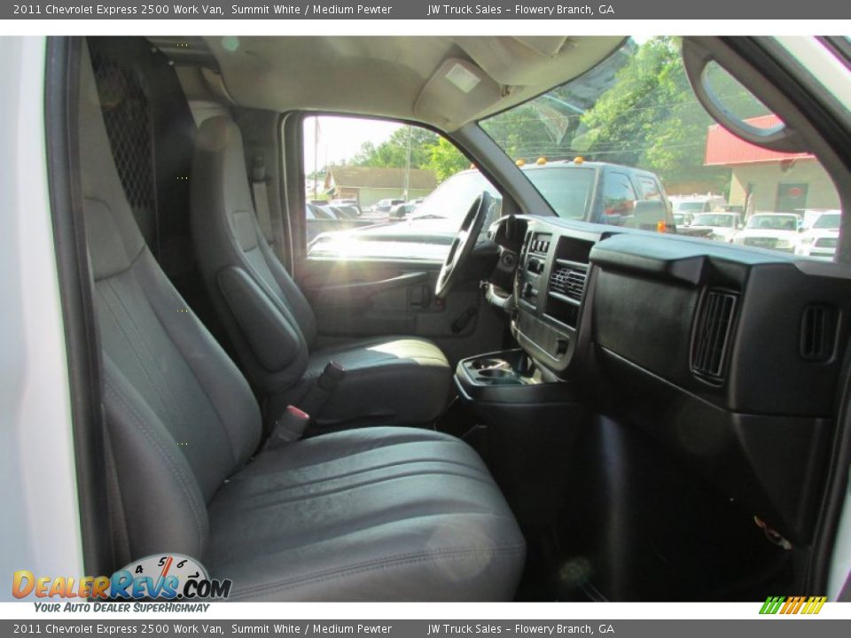 2011 Chevrolet Express 2500 Work Van Summit White / Medium Pewter Photo #27