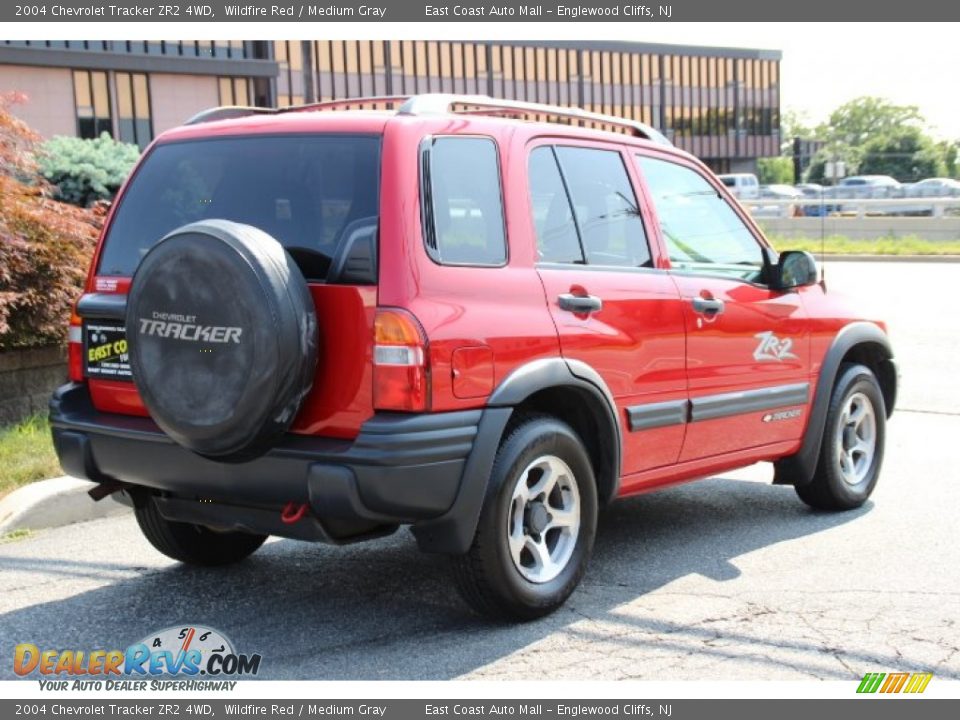 2004 Chevrolet Tracker ZR2 4WD Wildfire Red / Medium Gray Photo #3