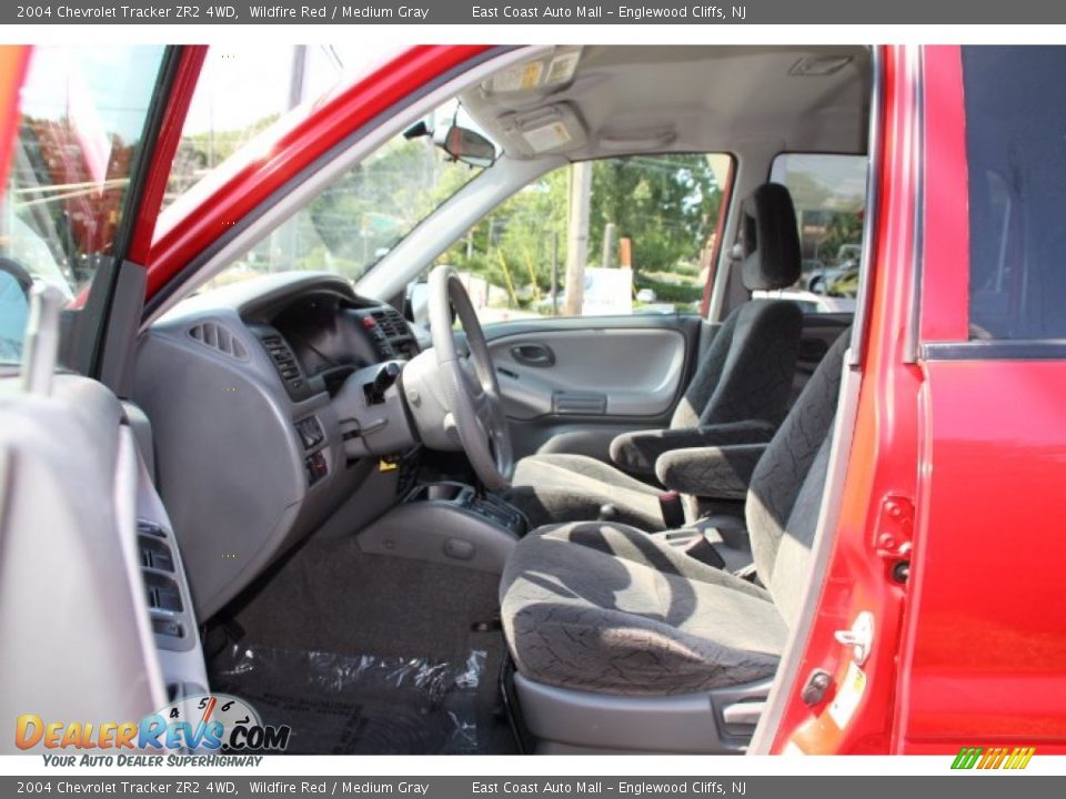 2004 Chevrolet Tracker ZR2 4WD Wildfire Red / Medium Gray Photo #10