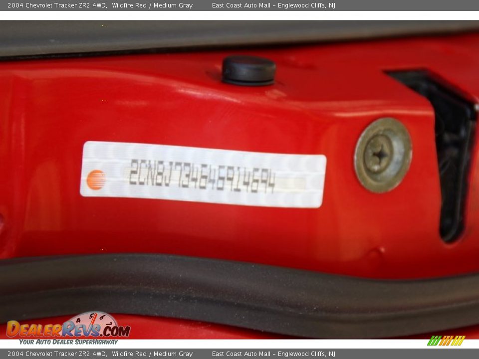 2004 Chevrolet Tracker ZR2 4WD Wildfire Red / Medium Gray Photo #21