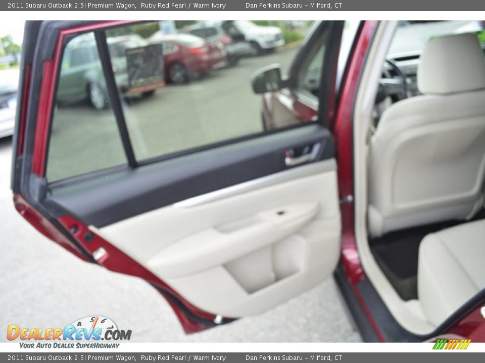 2011 Subaru Outback 2.5i Premium Wagon Ruby Red Pearl / Warm Ivory Photo #20