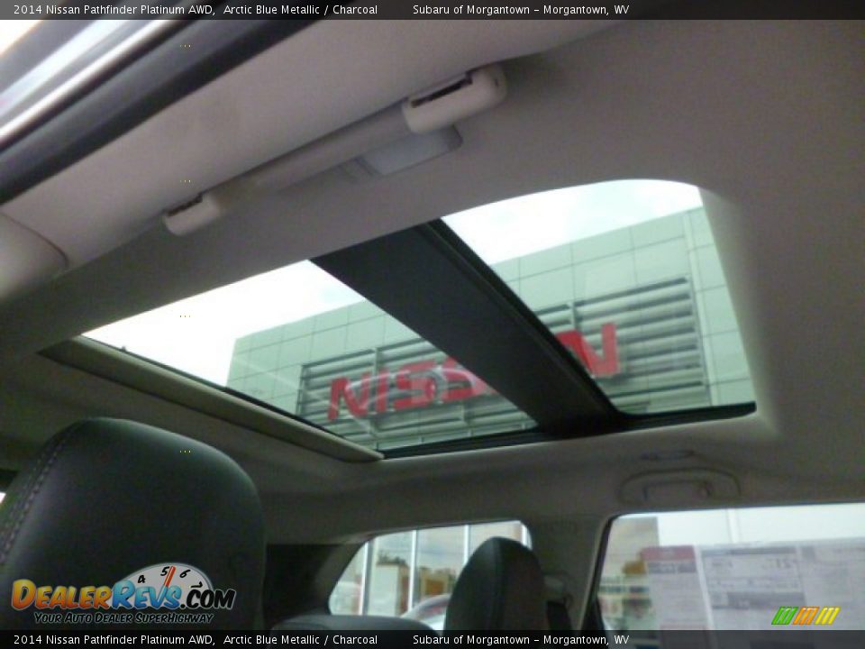 2014 Nissan Pathfinder Platinum AWD Arctic Blue Metallic / Charcoal Photo #11