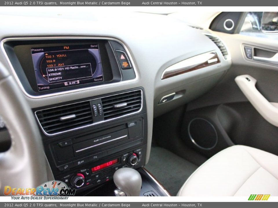 2012 Audi Q5 2.0 TFSI quattro Moonlight Blue Metallic / Cardamom Beige Photo #18