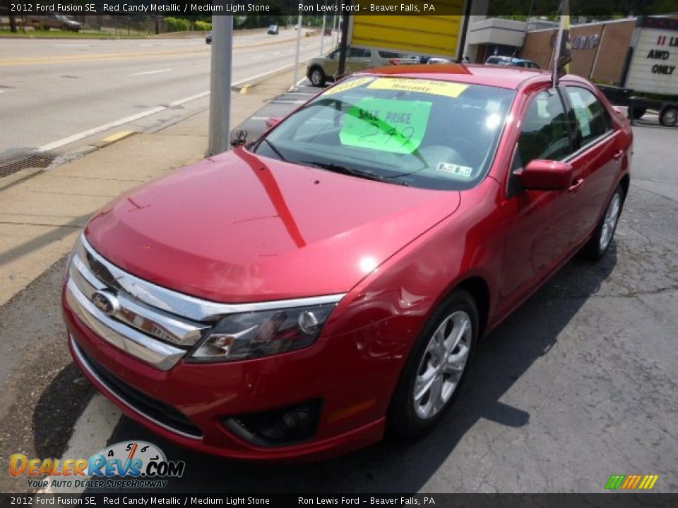 2012 Ford Fusion SE Red Candy Metallic / Medium Light Stone Photo #4