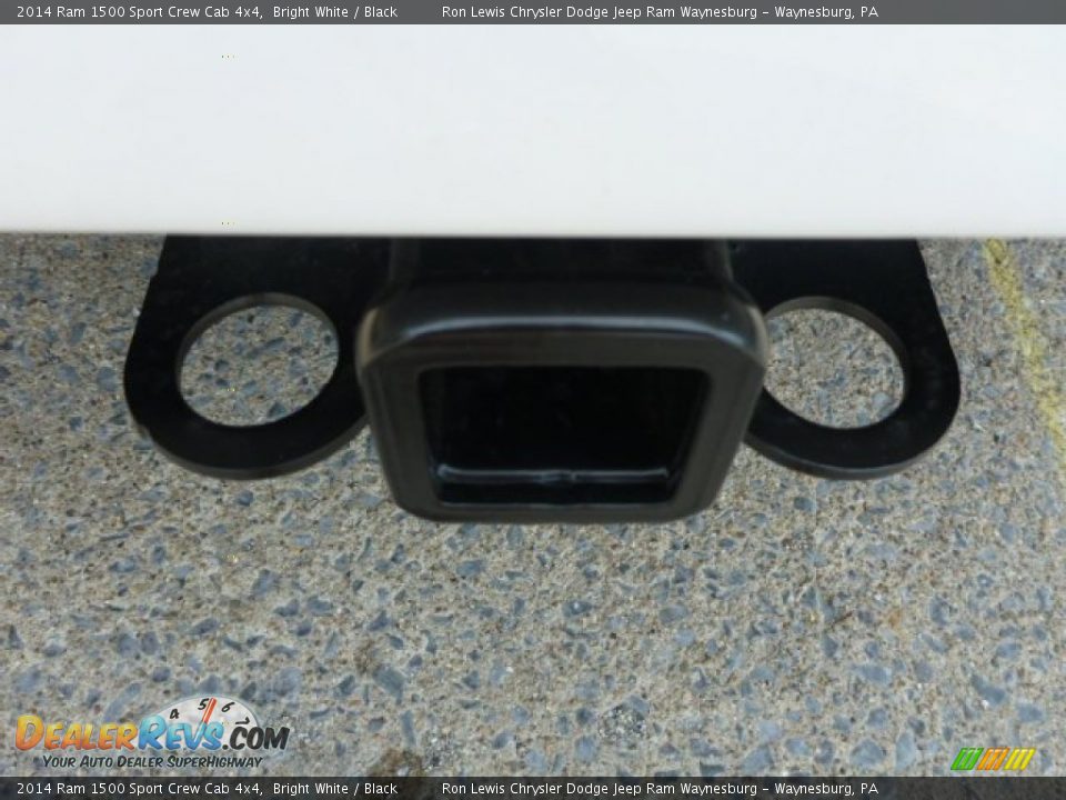 2014 Ram 1500 Sport Crew Cab 4x4 Bright White / Black Photo #4