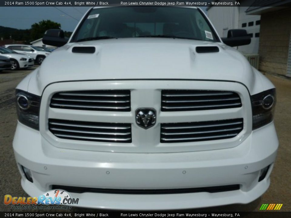 2014 Ram 1500 Sport Crew Cab 4x4 Bright White / Black Photo #7