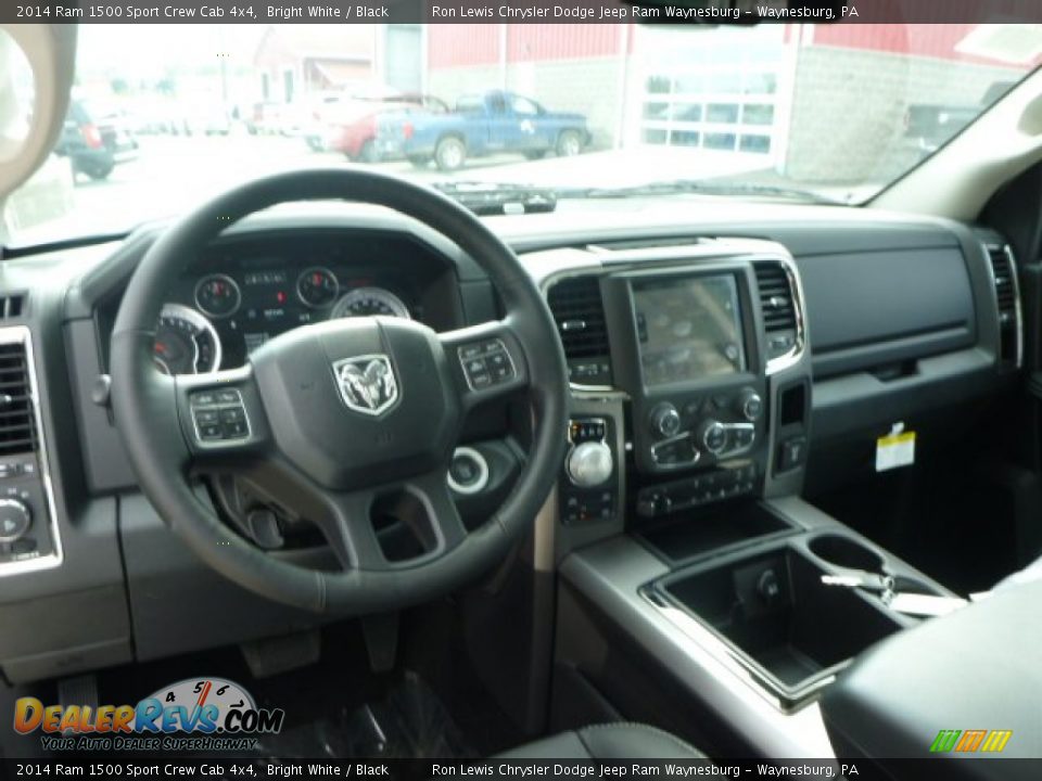 2014 Ram 1500 Sport Crew Cab 4x4 Bright White / Black Photo #11