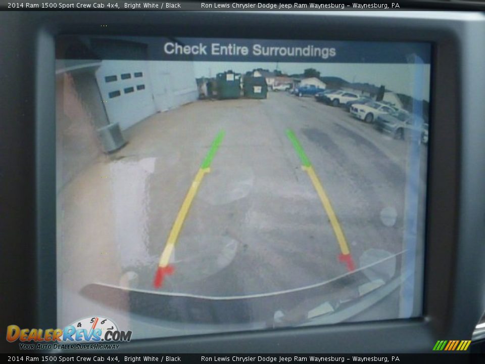 2014 Ram 1500 Sport Crew Cab 4x4 Bright White / Black Photo #19