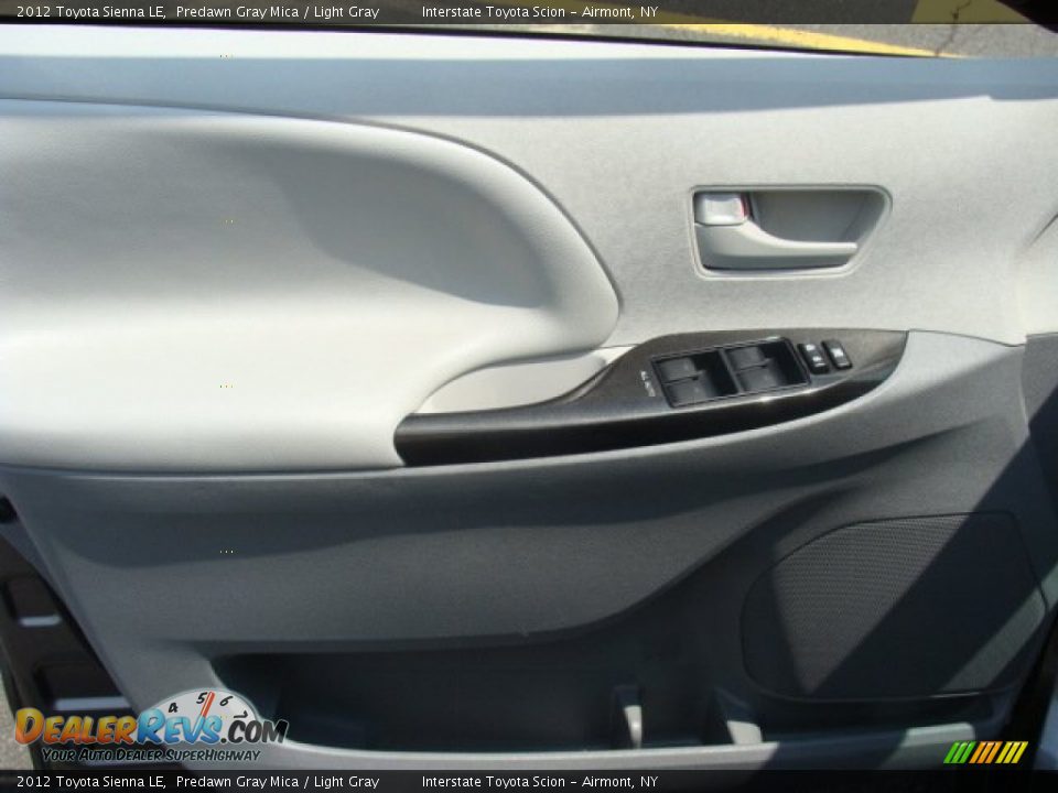 2012 Toyota Sienna LE Predawn Gray Mica / Light Gray Photo #7