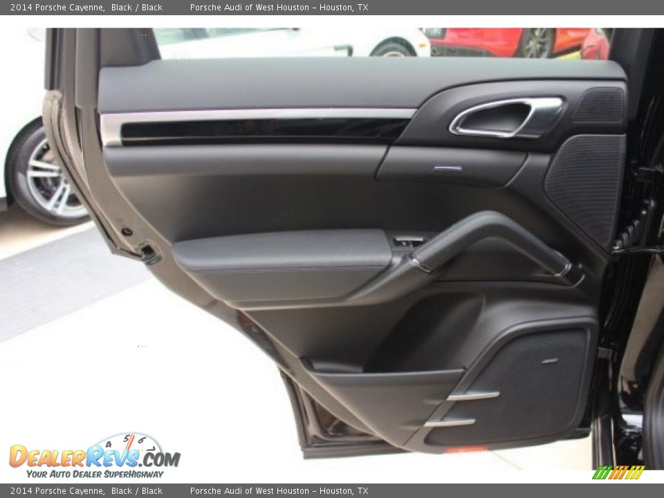 2014 Porsche Cayenne Black / Black Photo #25